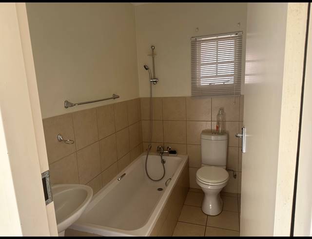 2 BEDROOM GATED ESTATE FOR SALE IN THE ORCHARDS